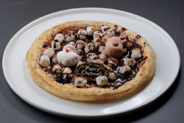 サンタさんとトナカイさんのマシュマロピザ